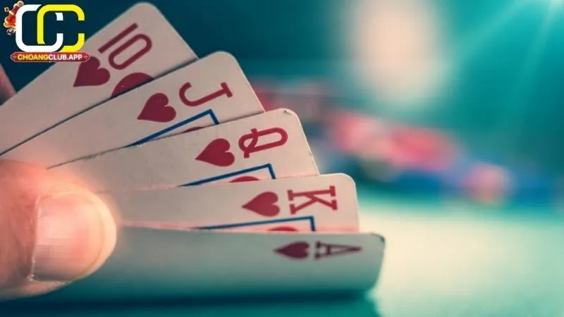 Đồ Họa và Âm Thanh Sống Động trong Game Bài Choáng Club